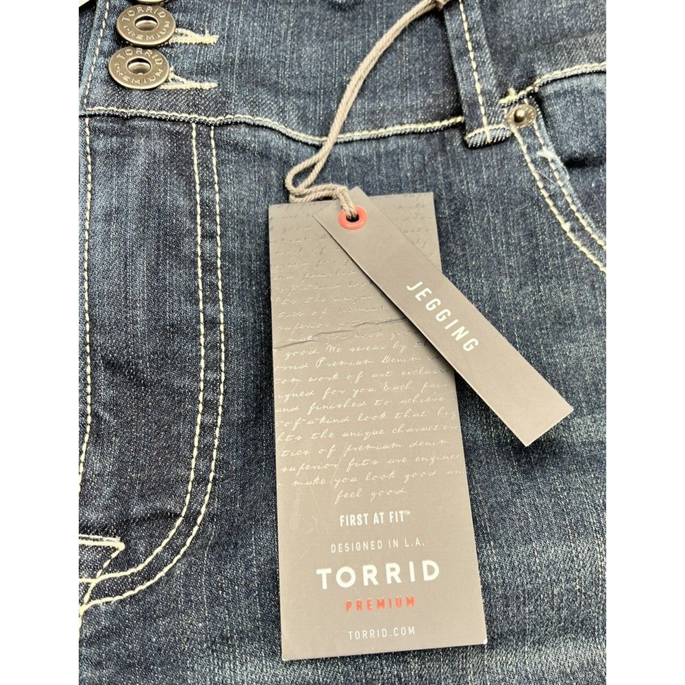 Torrid Capris SZ 24 NEW Lycra Super Stretch Crop Legging Blue Denim Rolled Cuffs - Picture 7 of 16